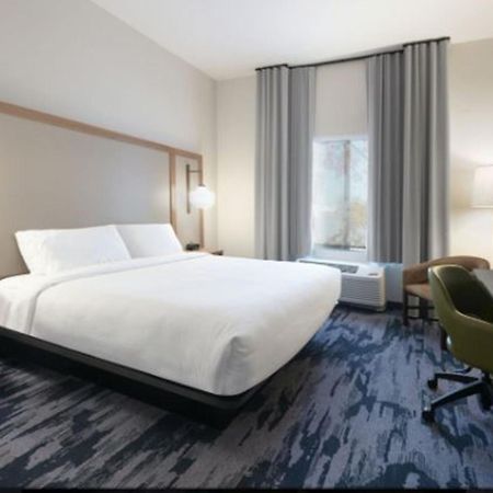 Fairfield By Marriott Inn & Suites Dallas East Екстер'єр фото